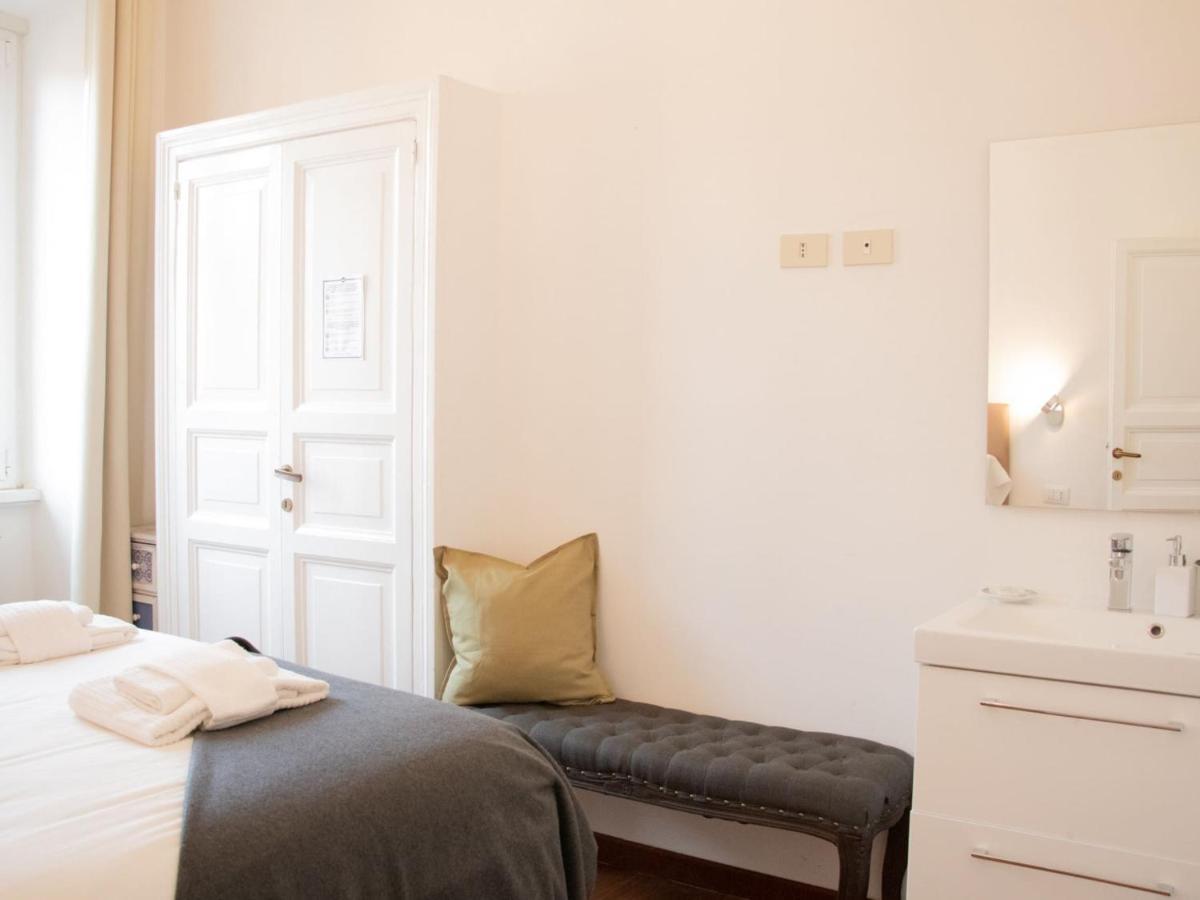 The Best Rent - Three-Bedroom Apartment Close To Colosseo Rzym Zewnętrze zdjęcie